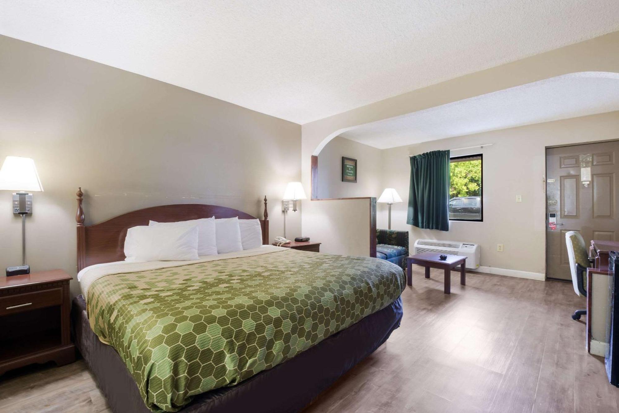 Econo Lodge Inn & Suites East Knoxville Ngoại thất bức ảnh