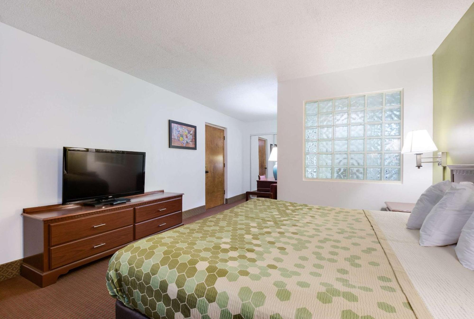 Econo Lodge Inn & Suites East Knoxville Ngoại thất bức ảnh