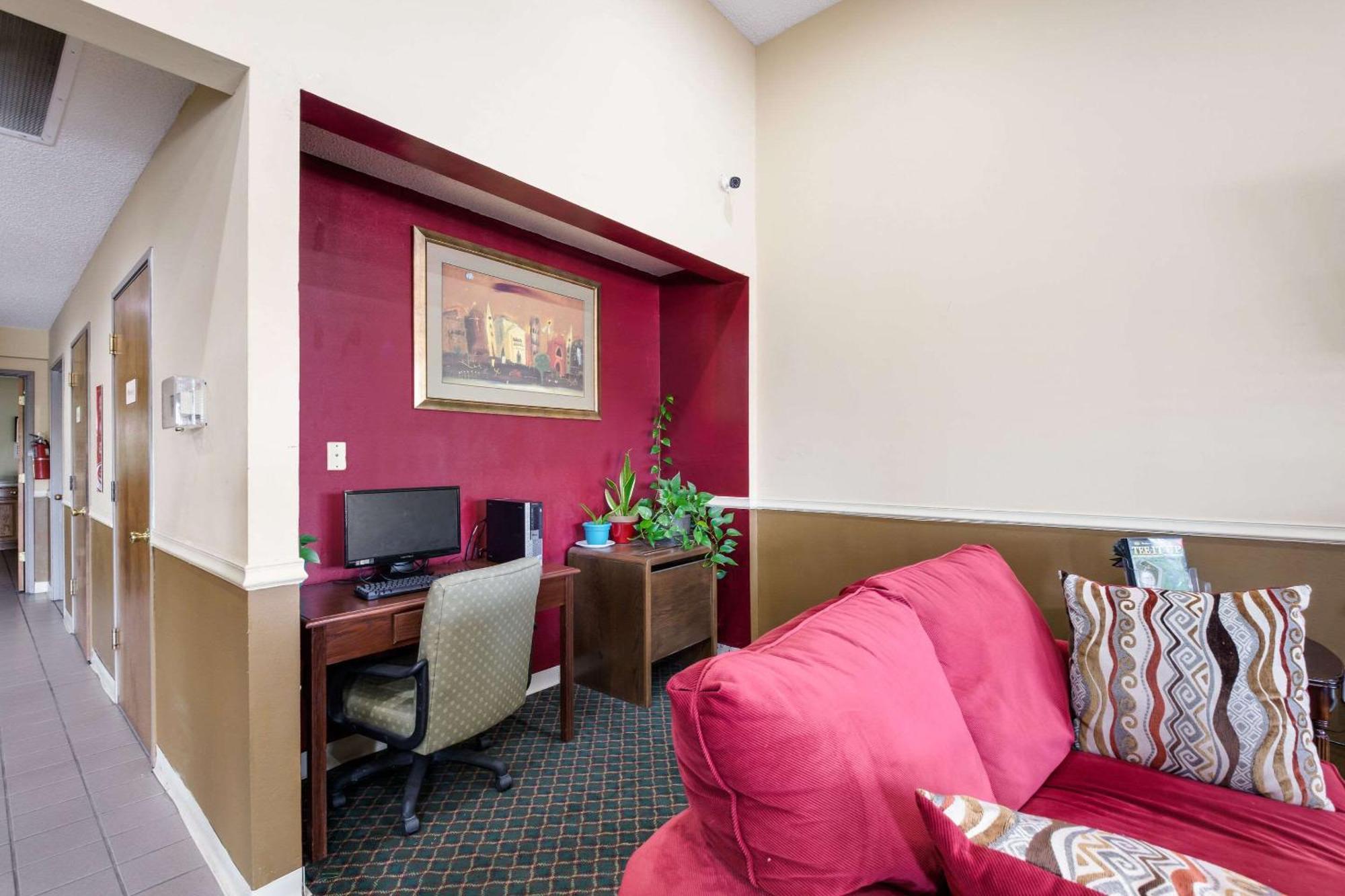 Econo Lodge Inn & Suites East Knoxville Ngoại thất bức ảnh